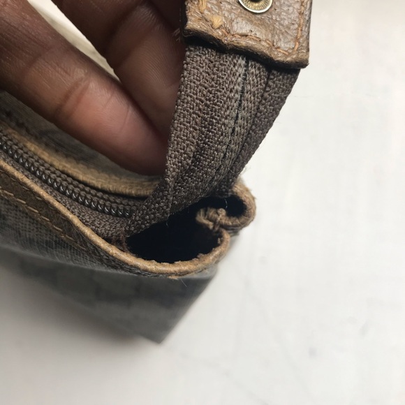 Vintage Gucci Clutch / Makeup Case - Picture 5 of 8